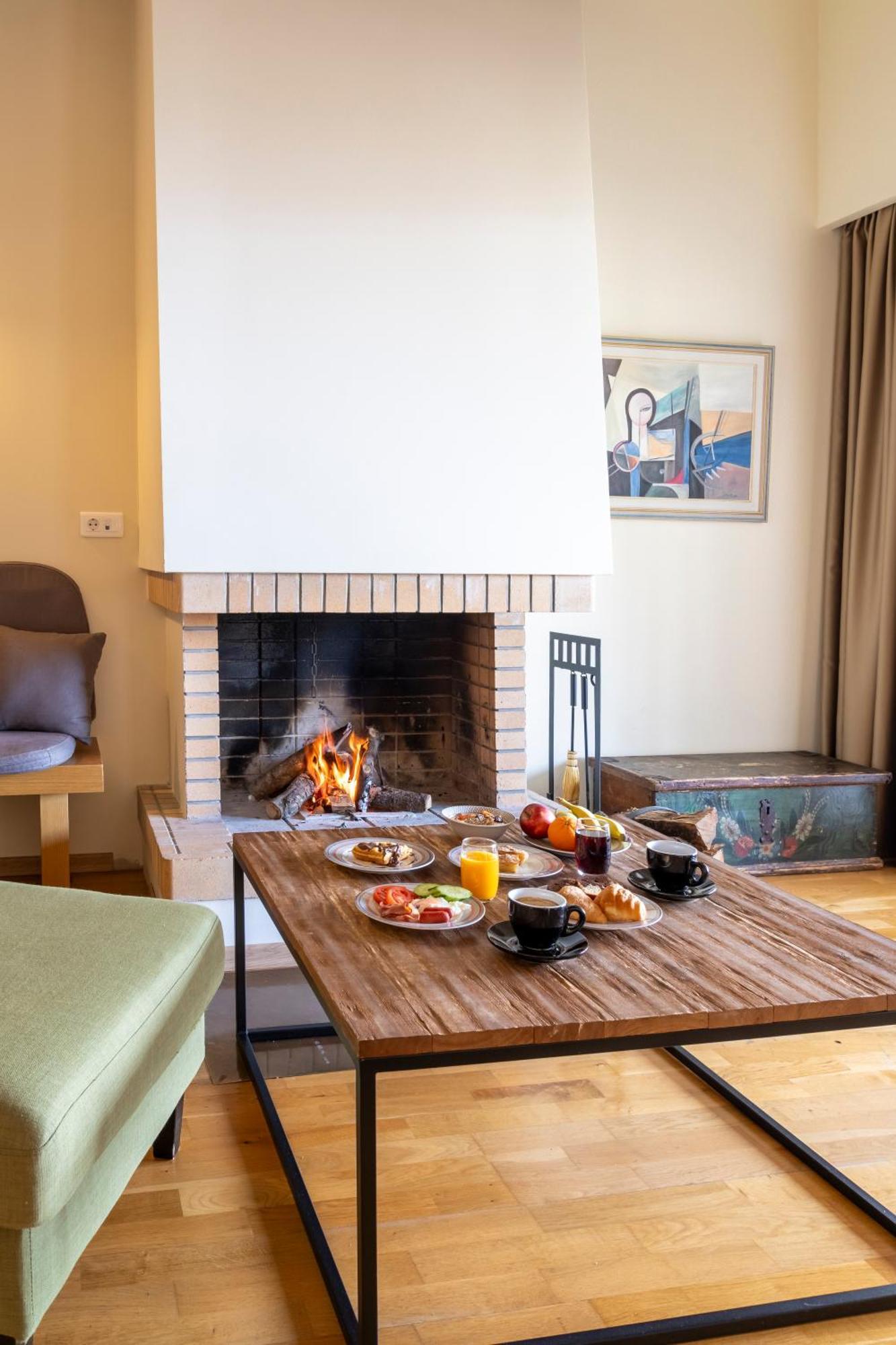 Domotel Anemolia Mountain Hotel