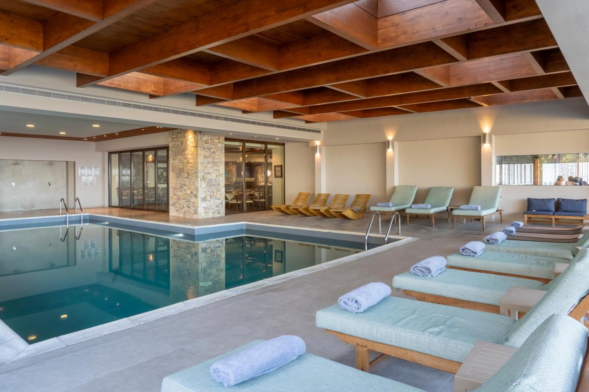 Domotel Anemolia Mountain Hotel